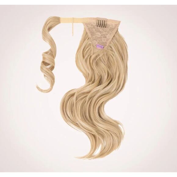 INH Hair Jordynn Pony Tail Wrap Champagne Blonde Mid Length Layered Curls 18 in - Picture 3 of 7